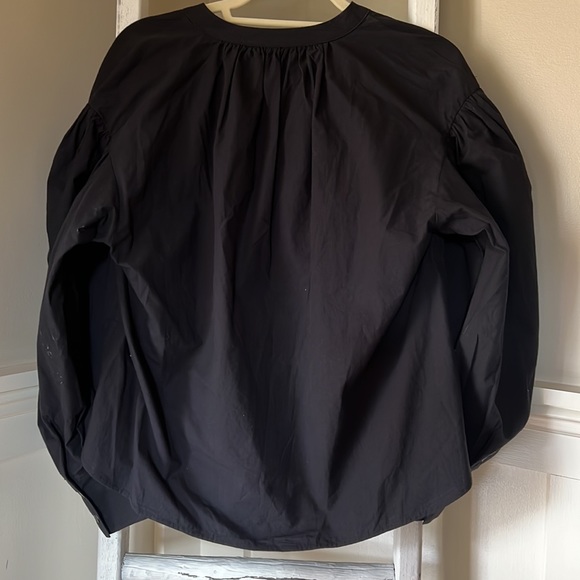 NWT Banana Republic Black Poet Long Sleeve Shirt. Size Small - Picture 3 of 3
